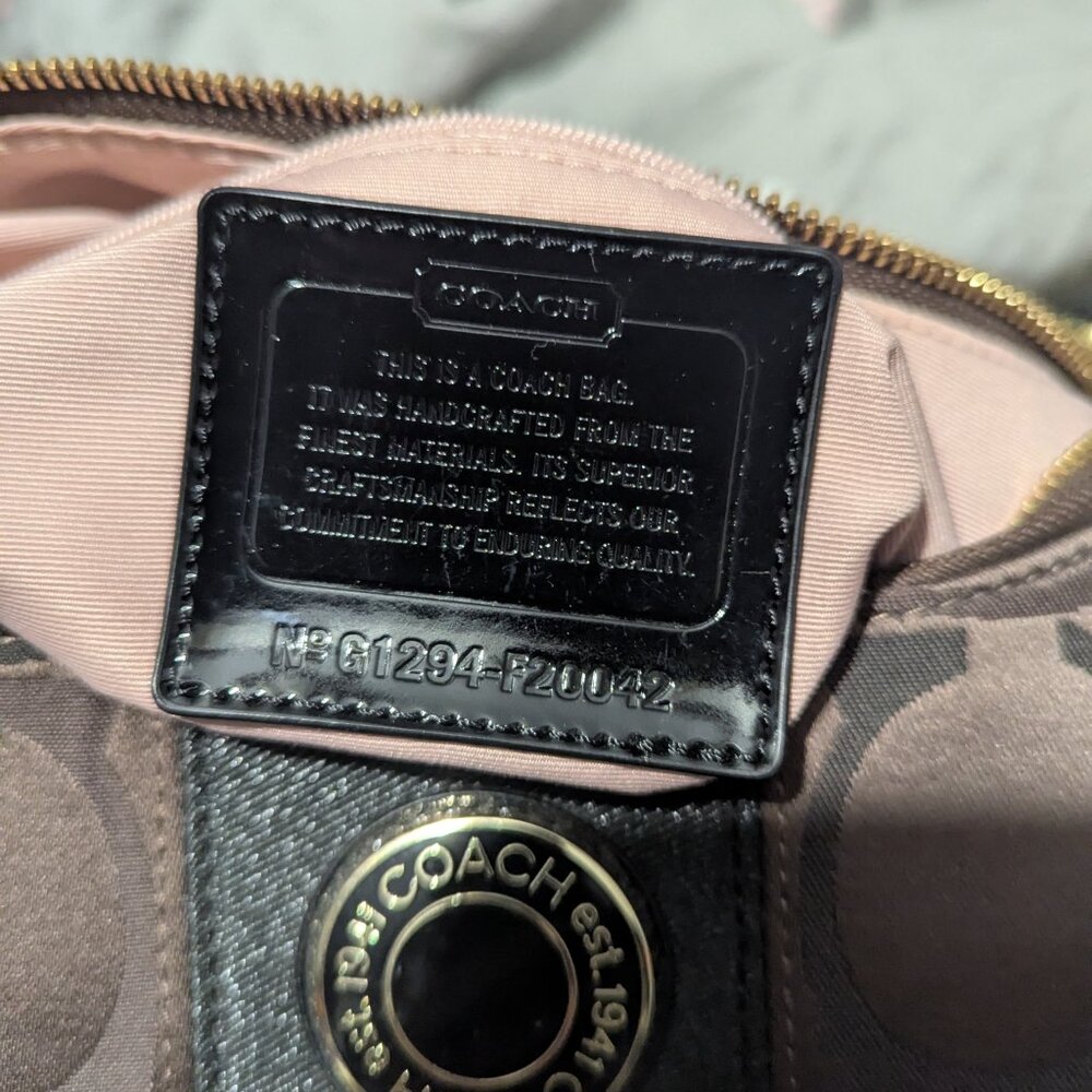 Coach Purse - Picture 7 of 9